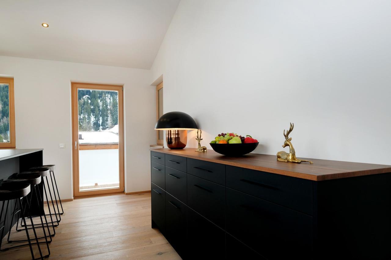 Alpin Penthouse Hollersbach Apartment ฮอลเลอร์บาค อิม พินซ์เกา ภายนอก รูปภาพ